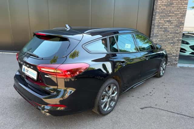 Ford Focus (2023) thumbnail 6