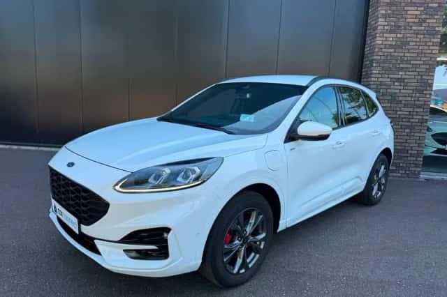 Ford Kuga (2023) thumbnail 1