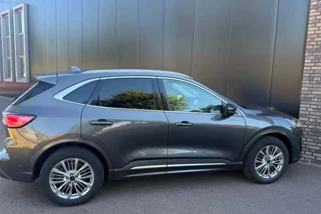 Ford Kuga (2022) thumbnail 6