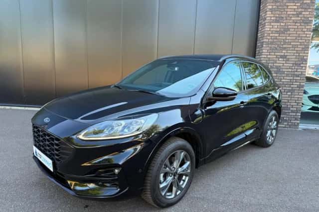 Ford Kuga (2023) thumbnail 1