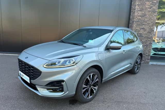 Ford Kuga (2023) thumbnail 1