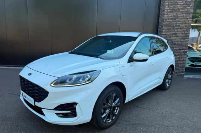 Ford Kuga (2023) thumbnail 1