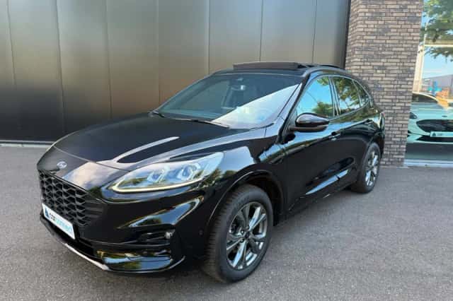 Ford Kuga (2023) thumbnail 1