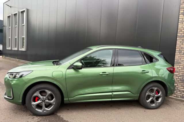 Ford Kuga (2025) thumbnail 2