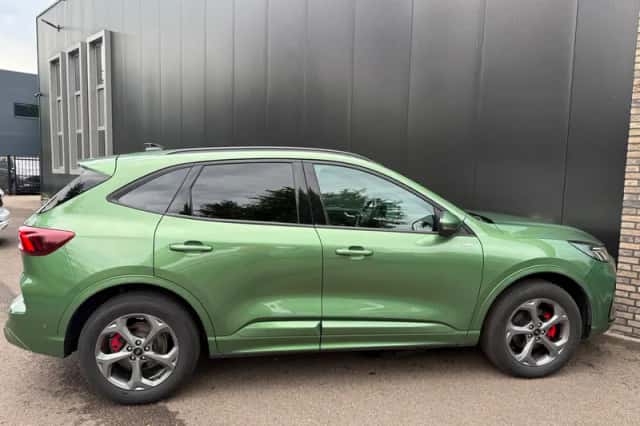 Ford Kuga (2025) thumbnail 6