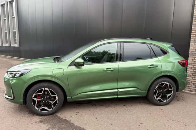 Ford Kuga (2026) thumbnail 3