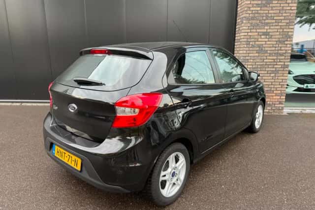 Ford Ka+ (2017) thumbnail 4
