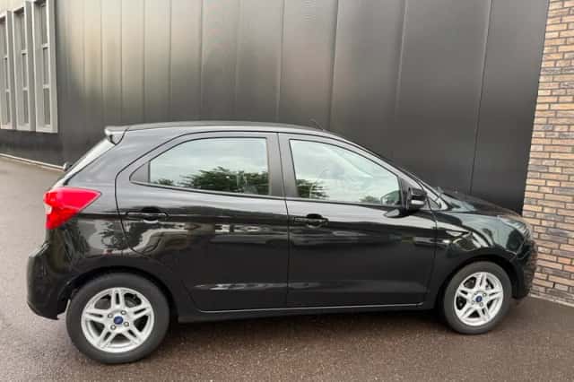 Ford Ka+ (2017) thumbnail 6