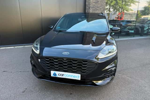 Ford Kuga (2023) thumbnail 3