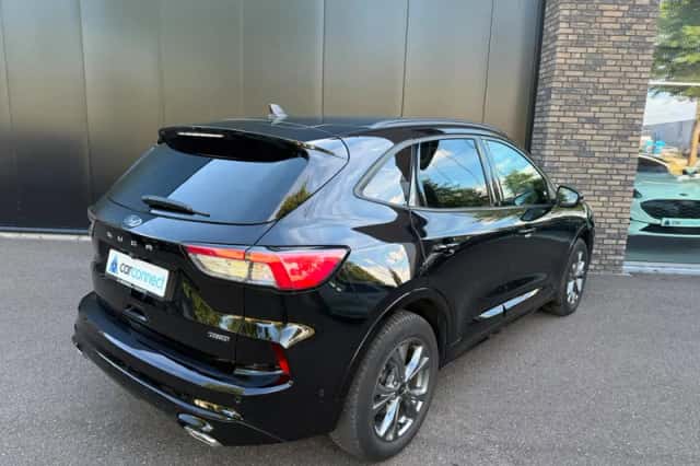 Ford Kuga (2023) thumbnail 6