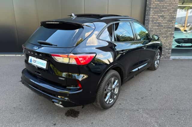 Ford Kuga (2023) thumbnail 6