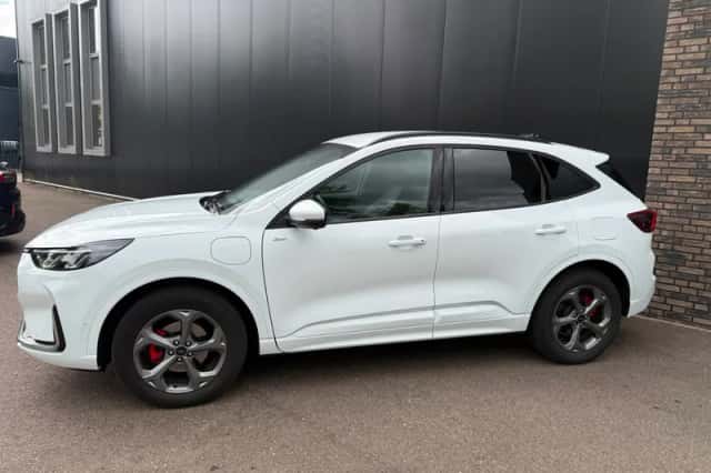 Ford Kuga (2025) thumbnail 2