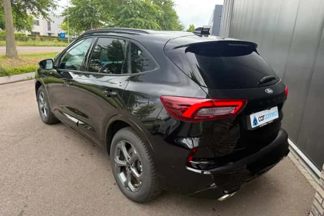 Ford Kuga (2025) thumbnail 4