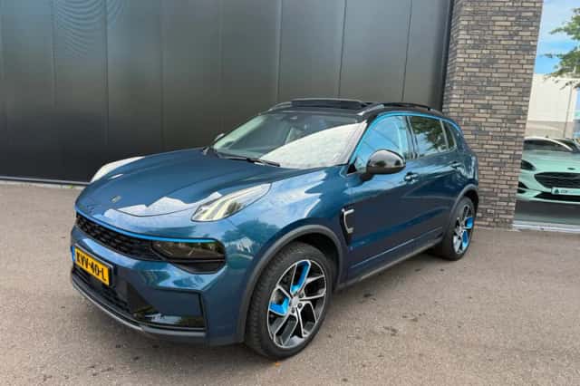 Lynk & Co 01 (2022) thumbnail 1