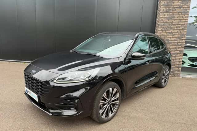 Ford Kuga (2022) thumbnail 1