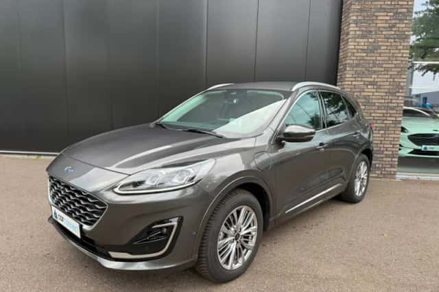 Ford Kuga (2022) thumbnail 1