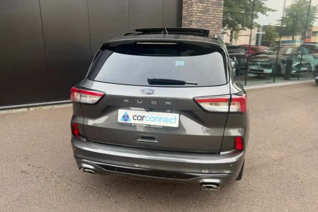 Ford Kuga (2023) thumbnail 5