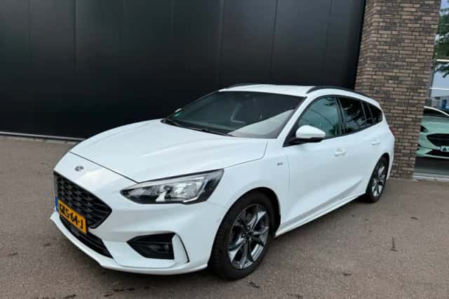 Ford Focus (2020) thumbnail 1
