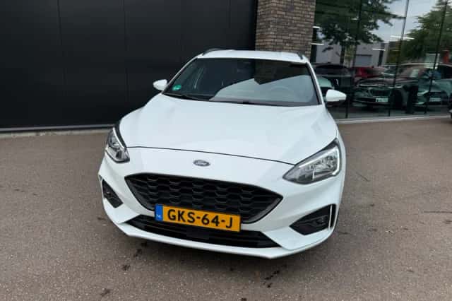 Ford Focus (2020) thumbnail 3