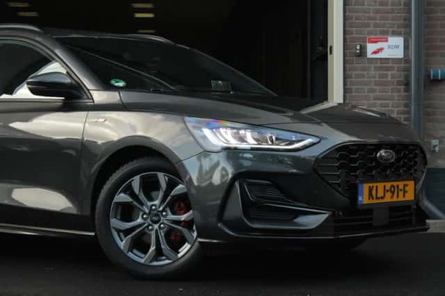 Ford Focus (2025) thumbnail 6