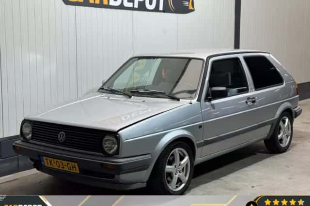 Volkswagen Golf (1988) thumbnail 1