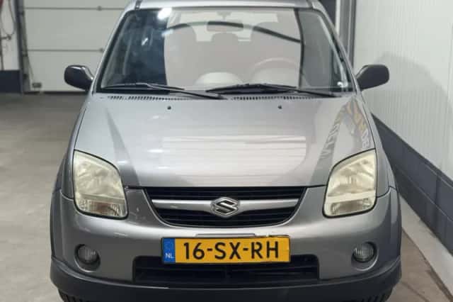 Suzuki Ignis (2006) thumbnail 2