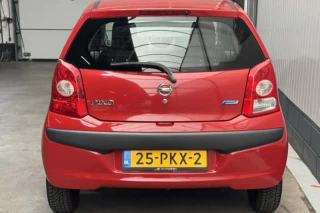 Nissan Pixo (2011) thumbnail 6