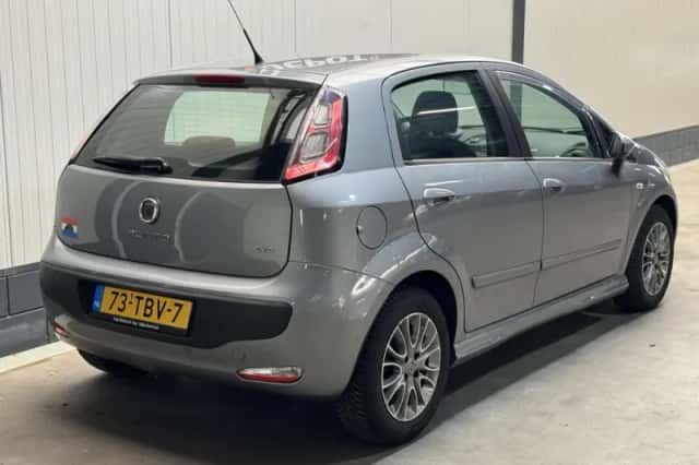 Fiat Punto (2012) thumbnail 5