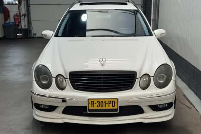 Mercedes-Benz E-Klasse (2004) thumbnail 2