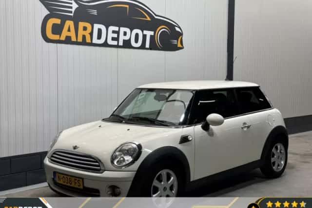 MINI One (2009) thumbnail 1