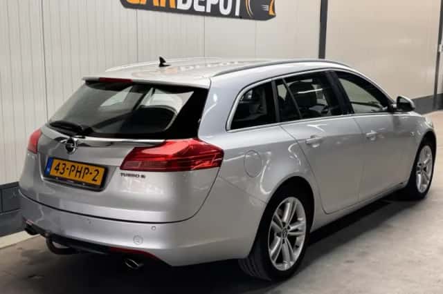 Opel Insignia (2011) thumbnail 5