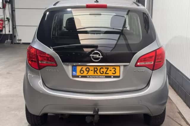 Opel Meriva (2011) thumbnail 6