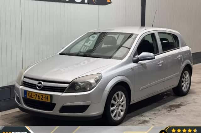 Opel Astra (2005) thumbnail 1