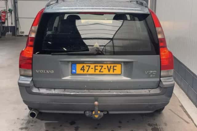 Volvo V70 (2000) thumbnail 6