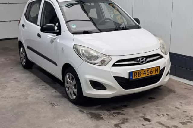 Hyundai i10 (2011) thumbnail 3