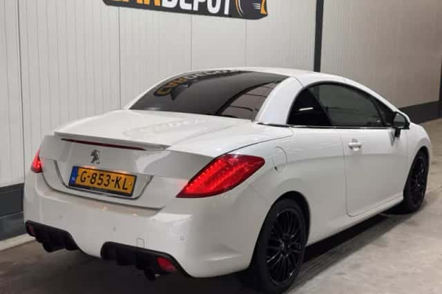Peugeot 308 (2012) thumbnail 6