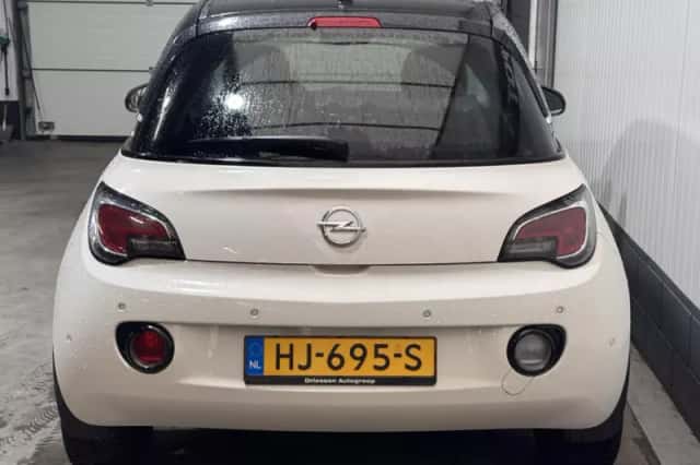 Opel Adam (2015) thumbnail 6