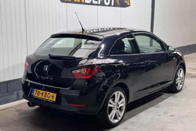 SEAT Ibiza (2009) thumbnail 5