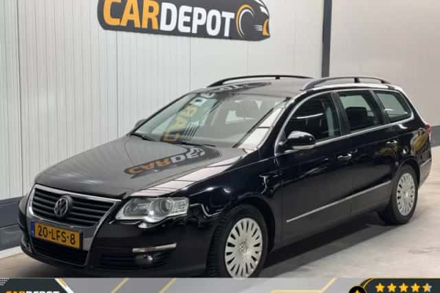 Volkswagen Passat (2010) thumbnail 1