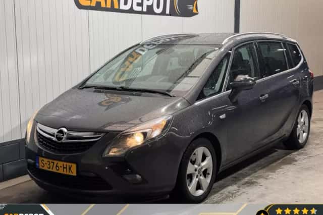 Opel Zafira Tourer (2013) thumbnail 1