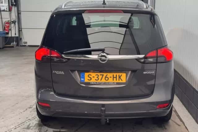 Opel Zafira Tourer (2013) thumbnail 6