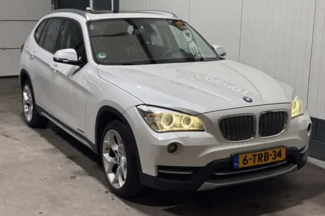 BMW X1 (2014) thumbnail 3