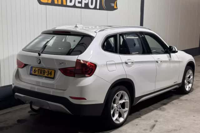 BMW X1 (2014) thumbnail 5