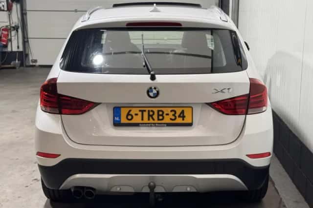 BMW X1 (2014) thumbnail 6