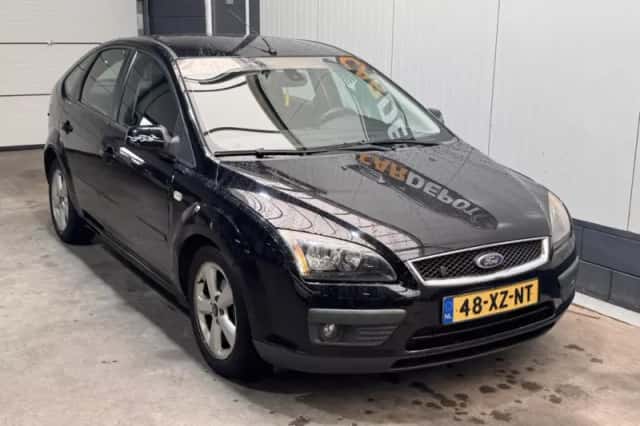Ford Focus (2007) thumbnail 3