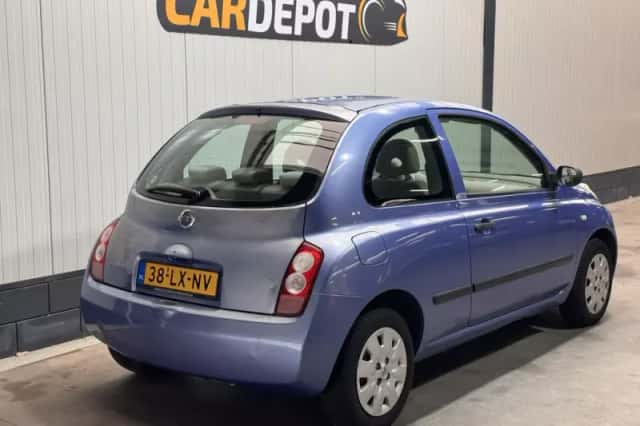 Nissan Micra (2003) thumbnail 5