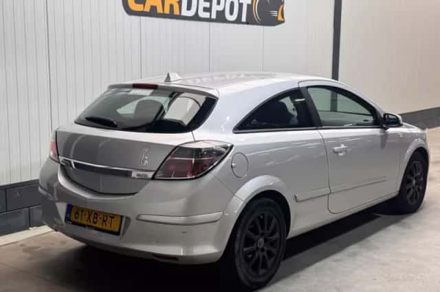Opel Astra (2007) thumbnail 5