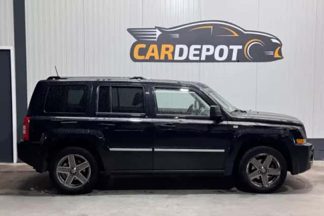 Jeep Patriot (2008) thumbnail 4