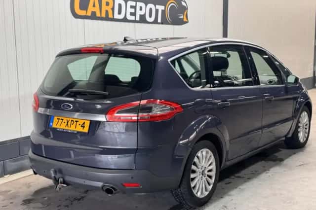 Ford S-Max (2012) thumbnail 5