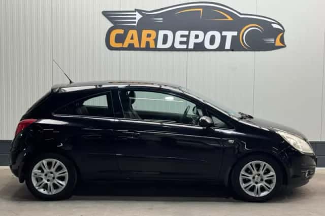 Opel Corsa (2007) thumbnail 4
